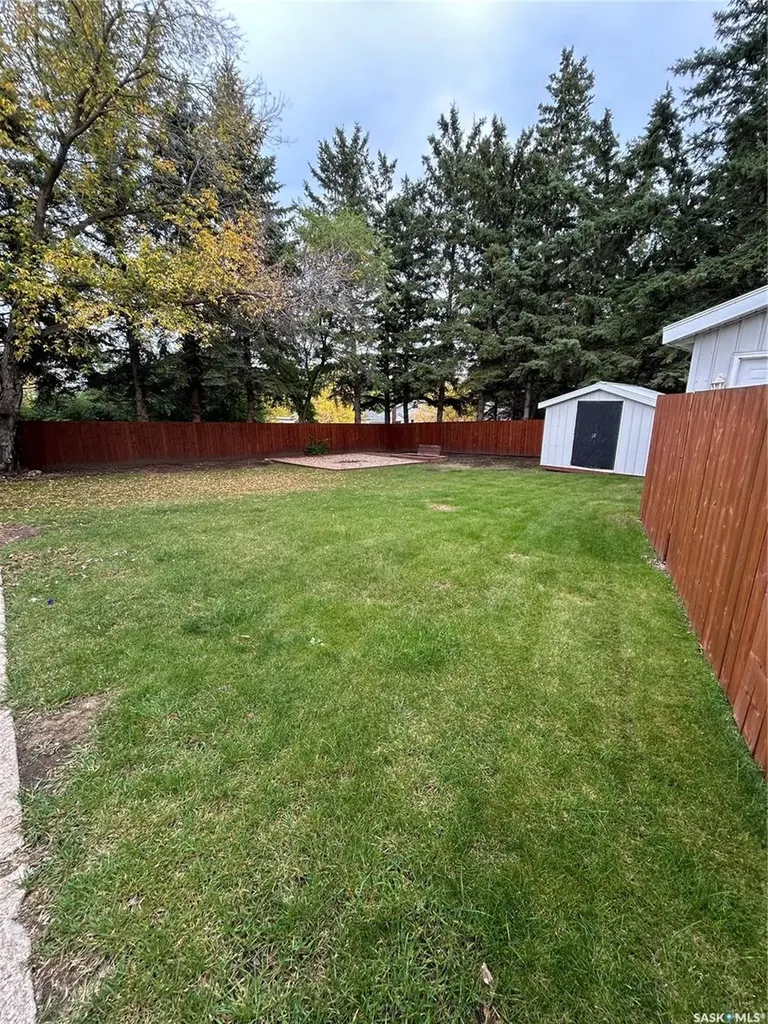 602 Hall Street Kelvington SK S0A 1W0