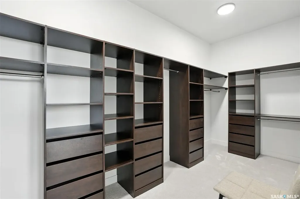 319 Woolf Bay Saskatoon SK S7W 1E5