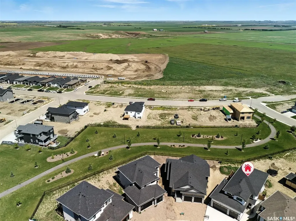 319 Woolf Bay Saskatoon SK S7W 1E5