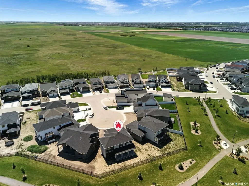 319 Woolf Bay Saskatoon SK S7W 1E5