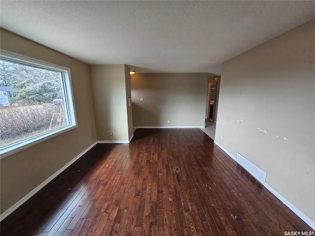 235 James Street Kisbey SK S0C 1L0