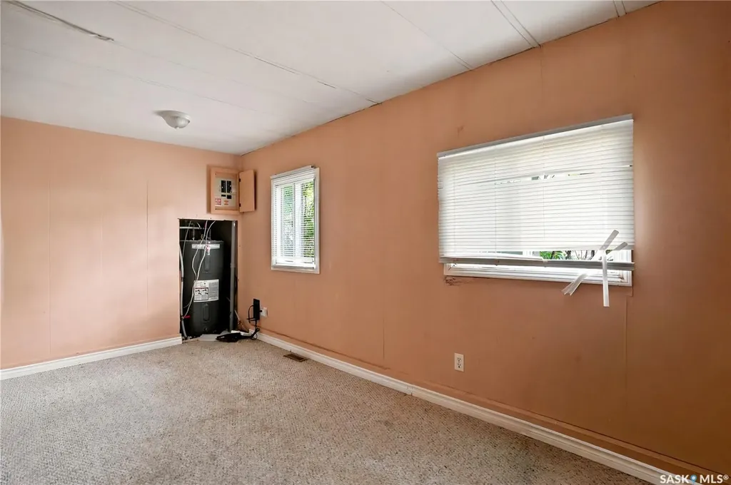 79 Spruce Street Caronport SK S0H 0S0