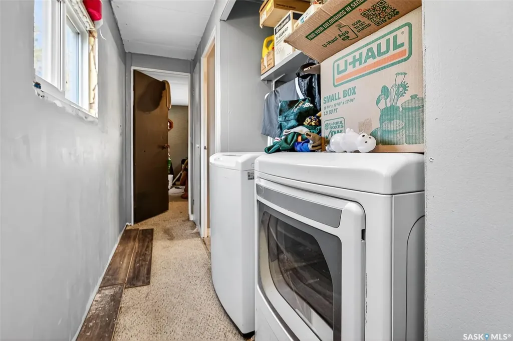 79 Spruce Street Caronport SK S0H 0S0