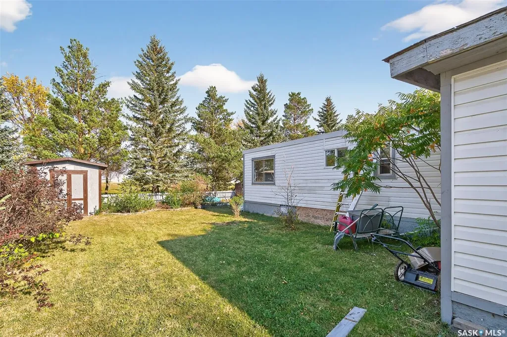 79 Spruce Street Caronport SK S0H 0S0