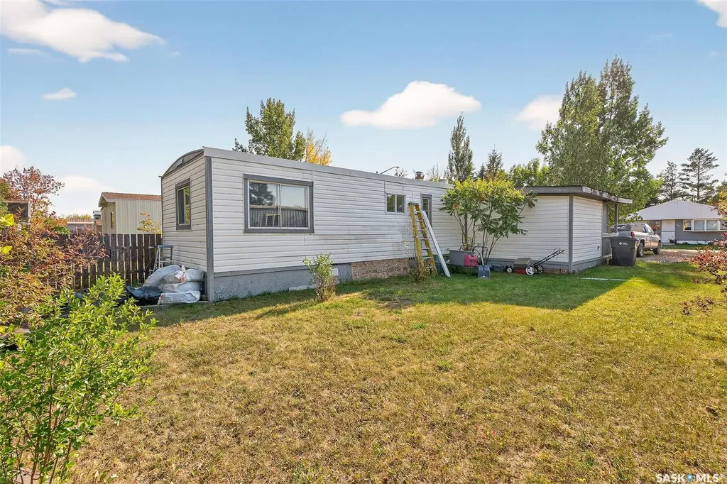 79 Spruce Street Caronport SK S0H 0S0