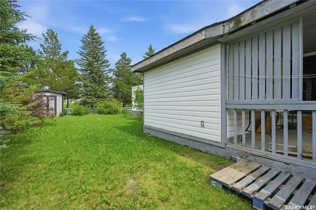 79 Spruce Street Caronport SK S0H 0S0