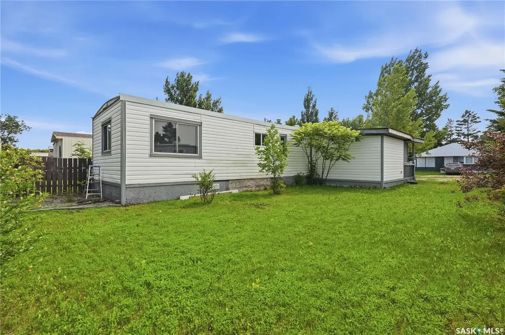 79 Spruce Street Caronport SK S0H 0S0