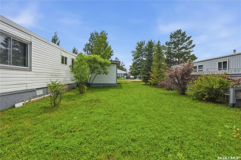 79 Spruce Street Caronport SK S0H 0S0