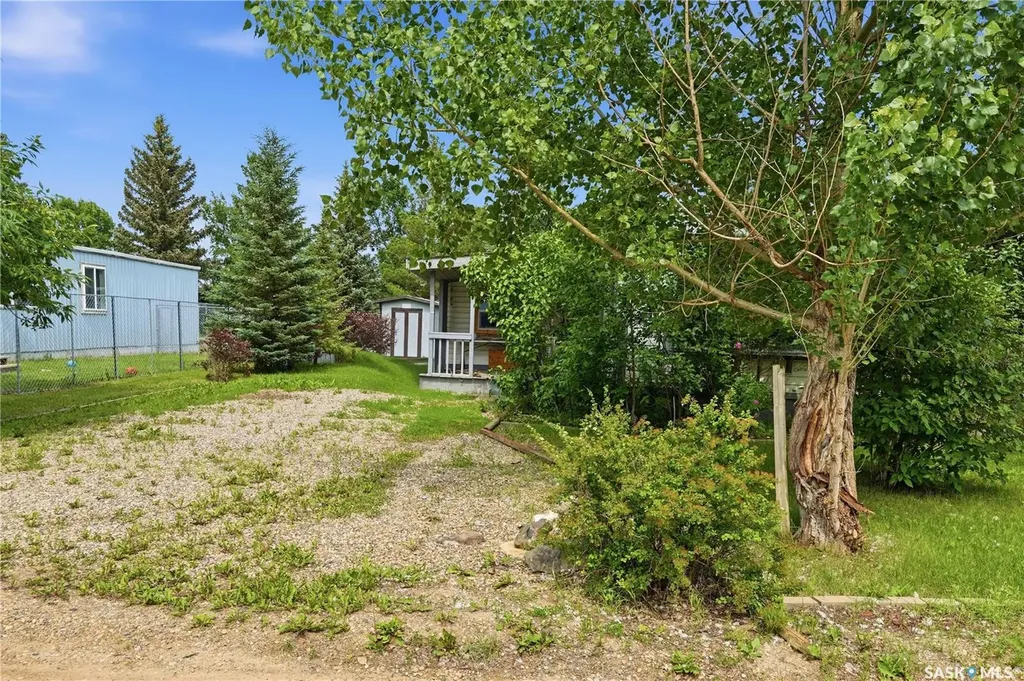 79 Spruce Street Caronport SK S0H 0S0