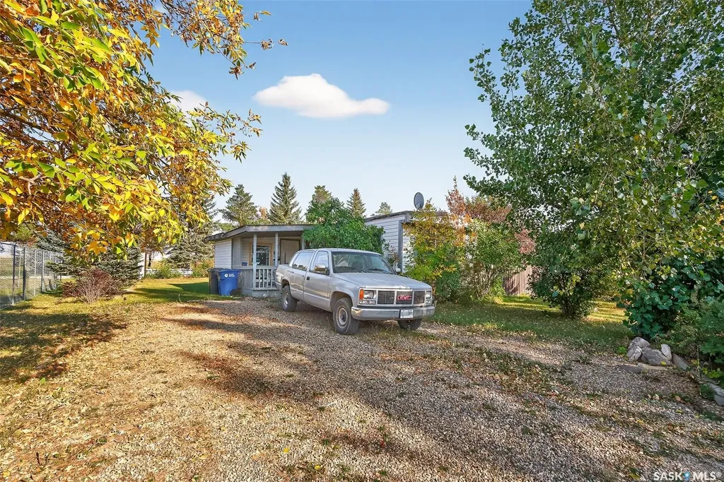 79 Spruce Street Caronport SK S0H 0S0