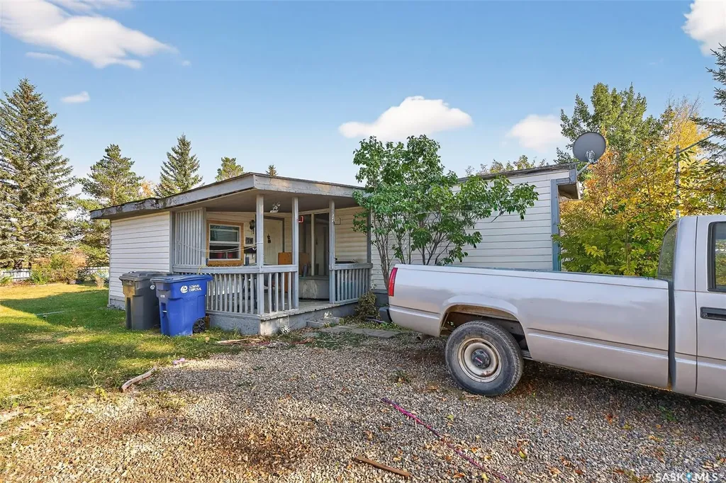 79 Spruce Street Caronport SK S0H 0S0