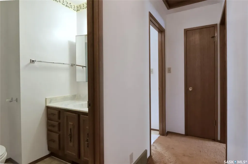 1008 Parklane Drive Assiniboia SK S0H 0B0