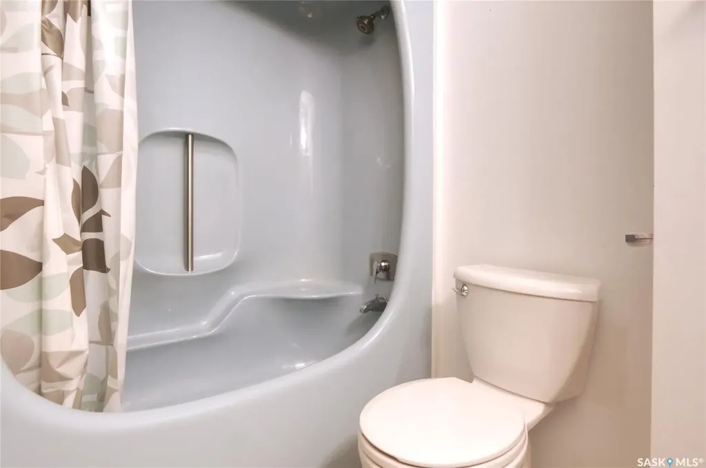 1008 Parklane Drive Assiniboia SK S0H 0B0