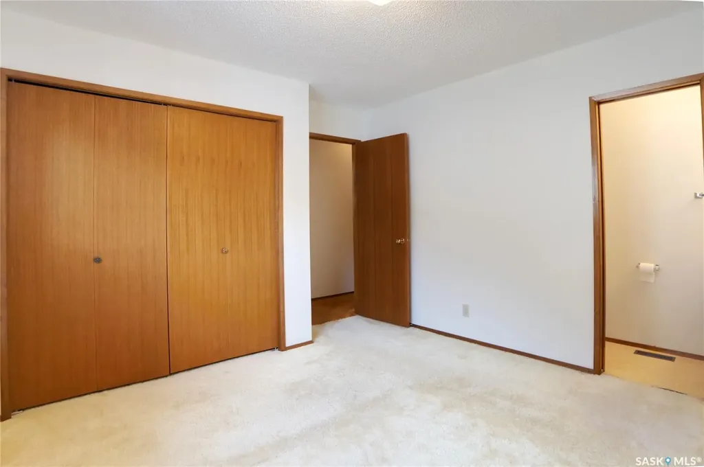 1008 Parklane Drive Assiniboia SK S0H 0B0