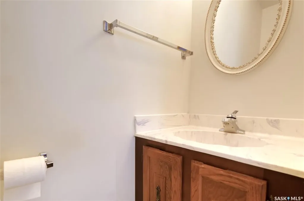 1008 Parklane Drive Assiniboia SK S0H 0B0