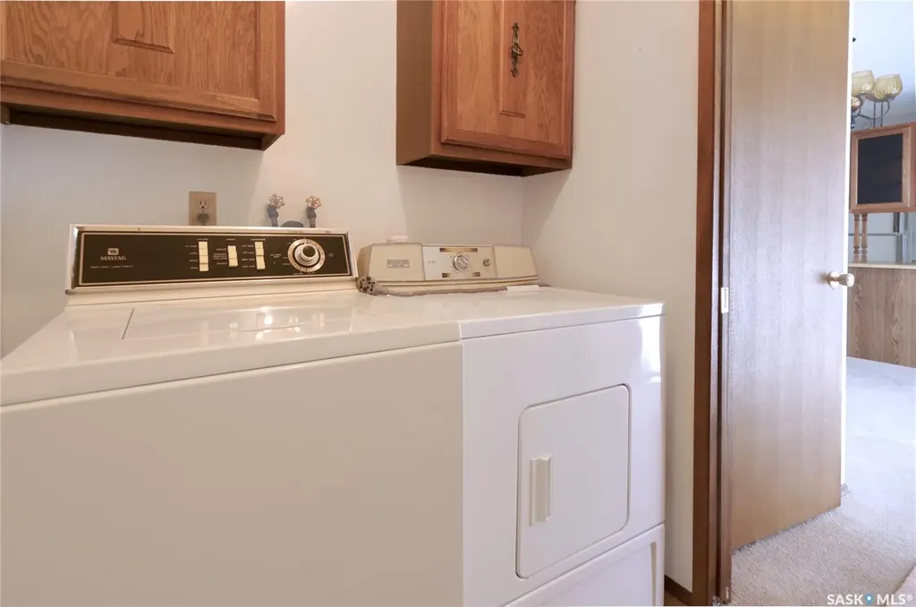 1008 Parklane Drive Assiniboia SK S0H 0B0