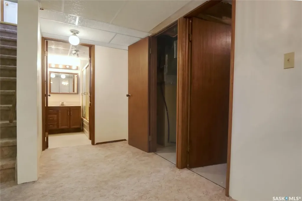 1008 Parklane Drive Assiniboia SK S0H 0B0