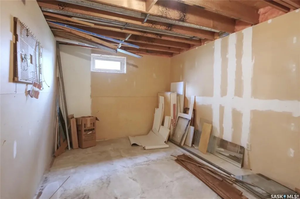 1008 Parklane Drive Assiniboia SK S0H 0B0