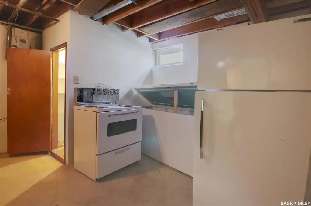 1008 Parklane Drive Assiniboia SK S0H 0B0