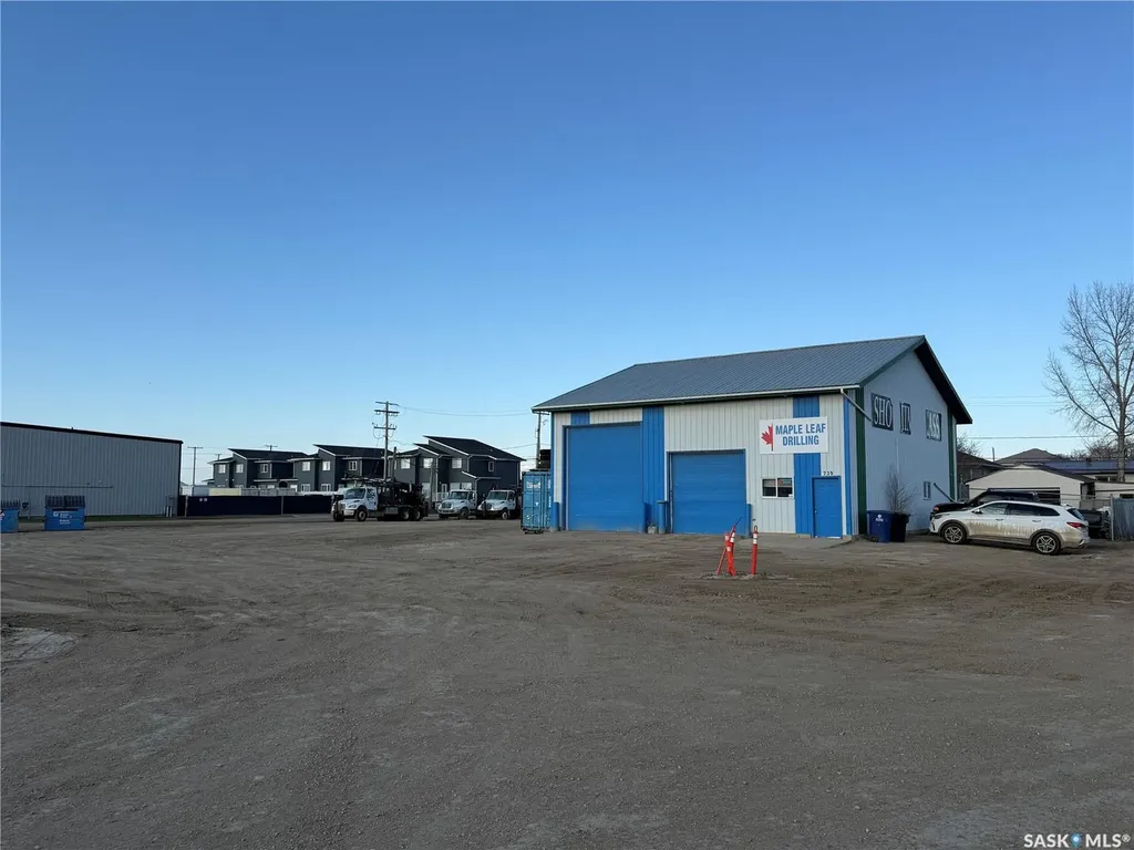 739 Centennial Drive N Martensville SK S0K 2T0