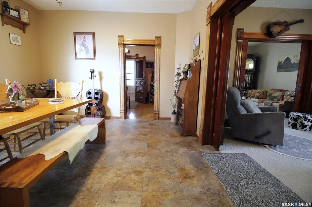 807 Gordon Street Moosomin SK S0G 3N0