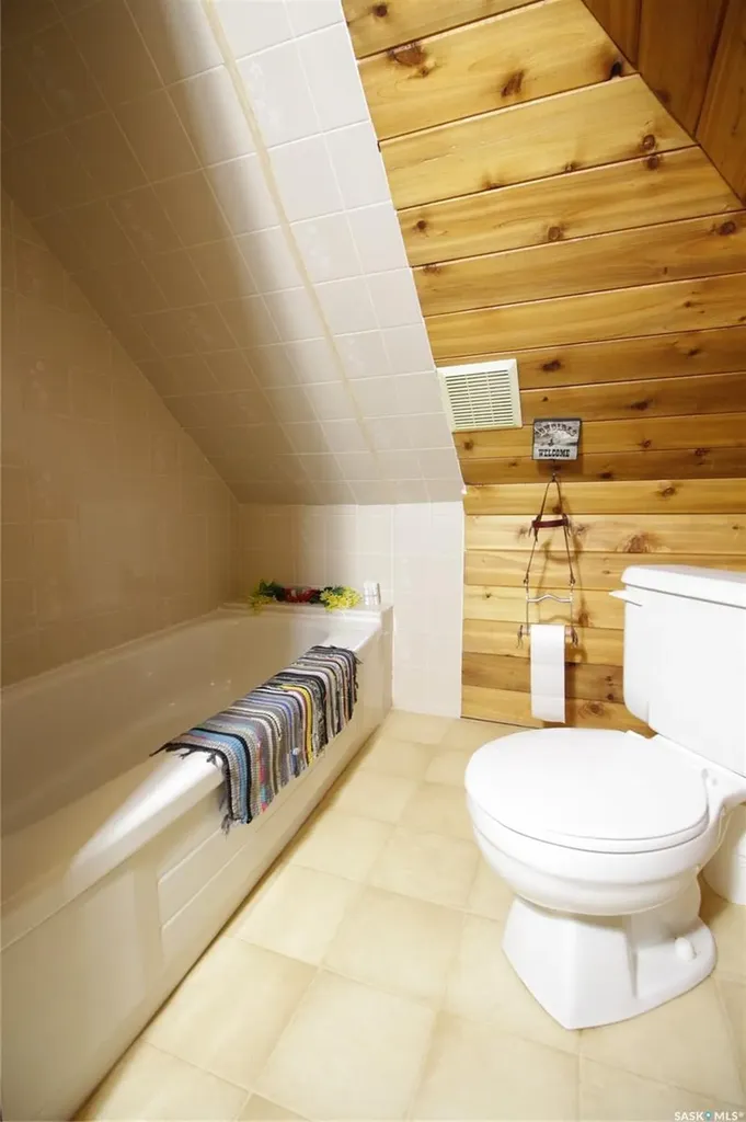 807 Gordon Street Moosomin SK S0G 3N0