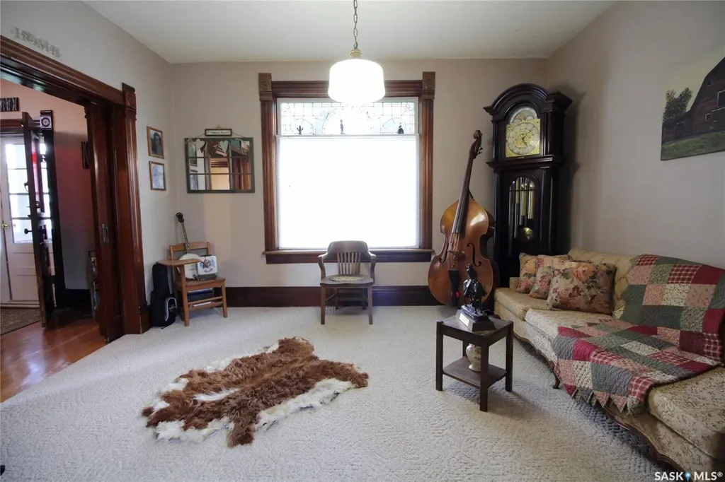 807 Gordon Street Moosomin SK S0G 3N0