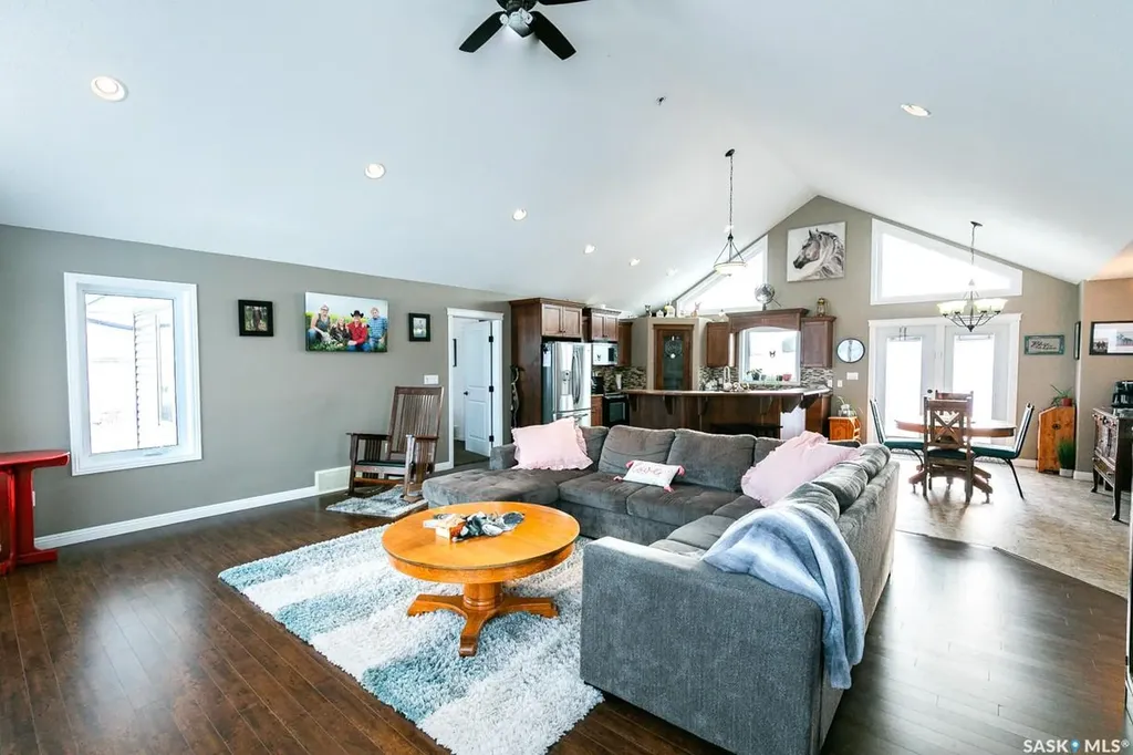 Rural Address Eye Hill Rm No. 382 SK S0L 2C0