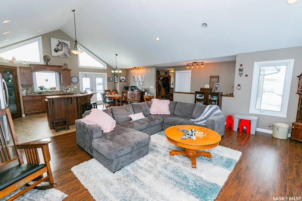 Rural Address Eye Hill Rm No. 382 SK S0L 2C0