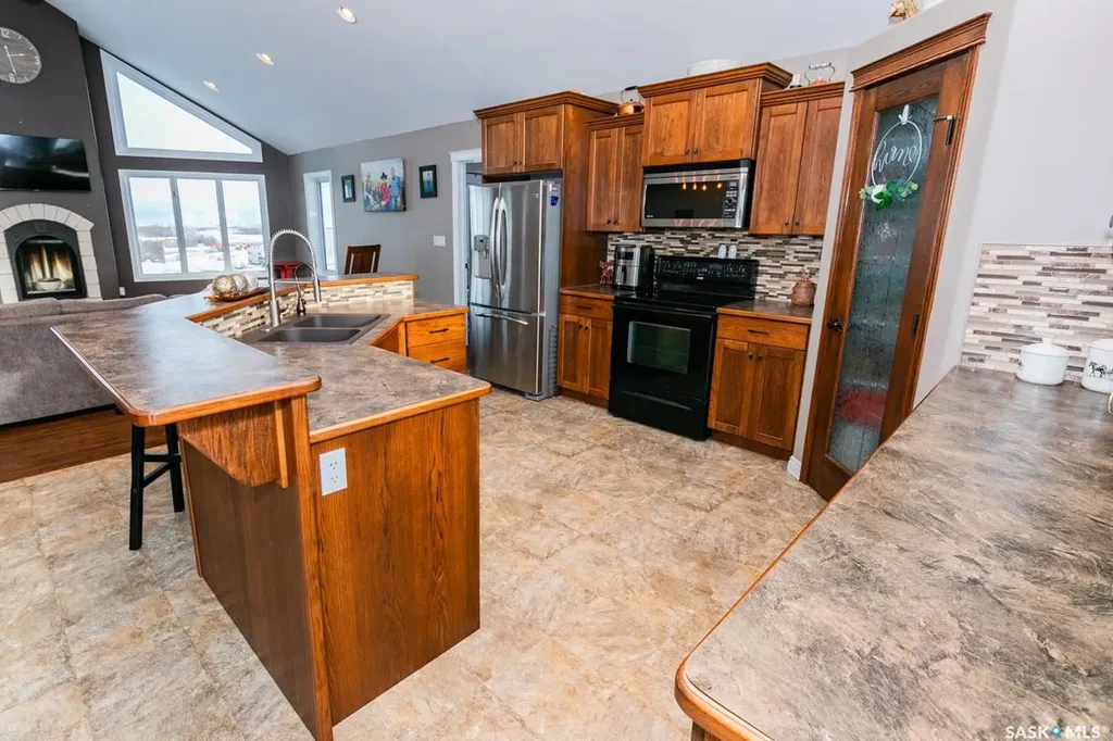 Rural Address Eye Hill Rm No. 382 SK S0L 2C0