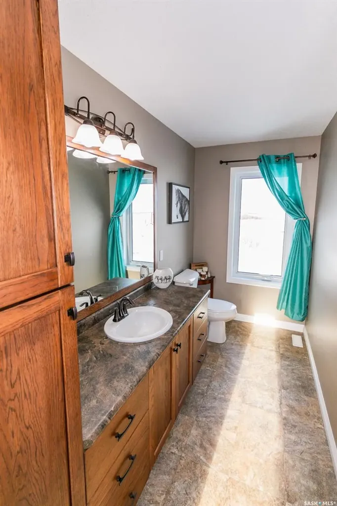 Rural Address Eye Hill Rm No. 382 SK S0L 2C0