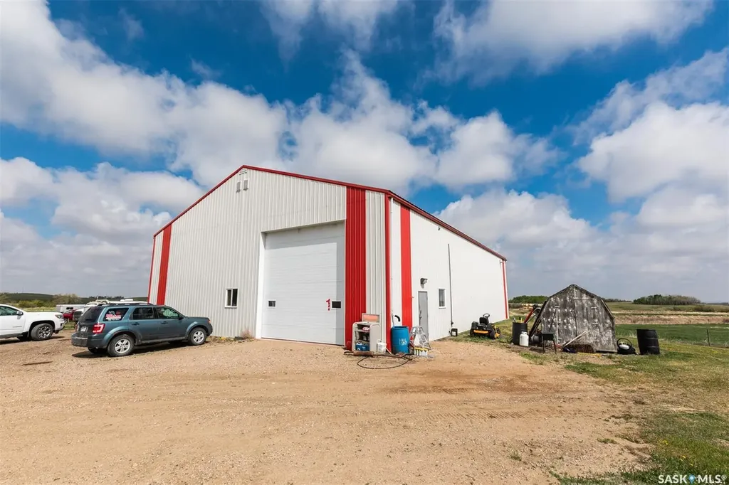 Rural Address Eye Hill Rm No. 382 SK S0L 2C0