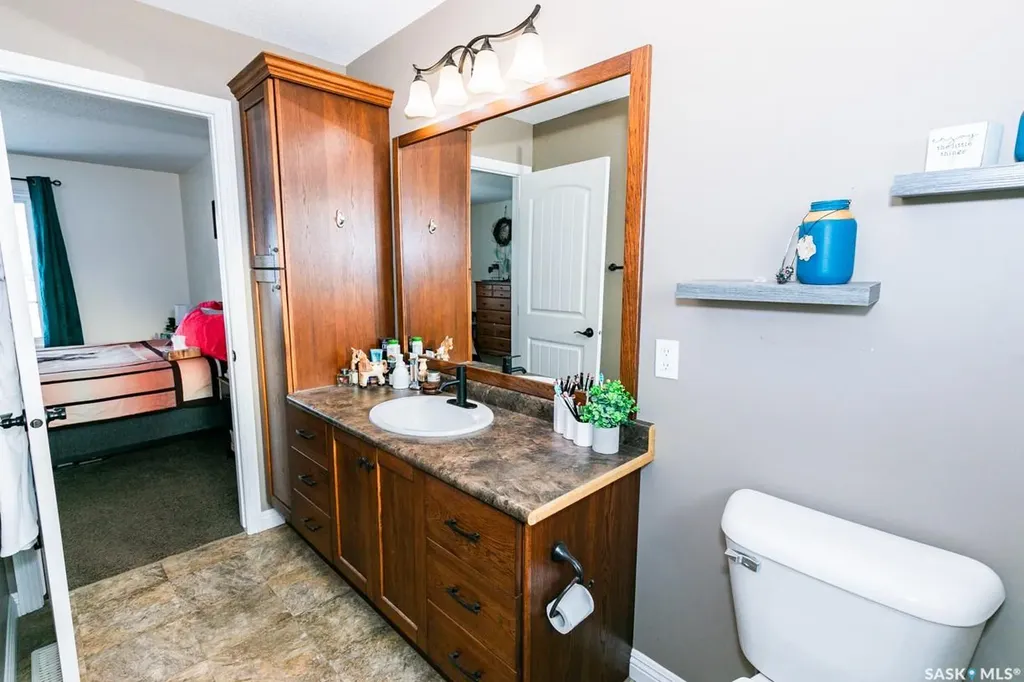 Rural Address Eye Hill Rm No. 382 SK S0L 2C0