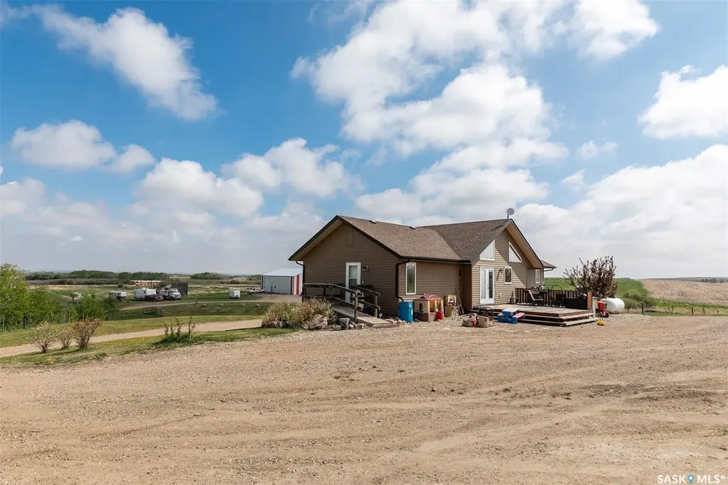 Rural Address Eye Hill Rm No. 382 SK S0L 2C0