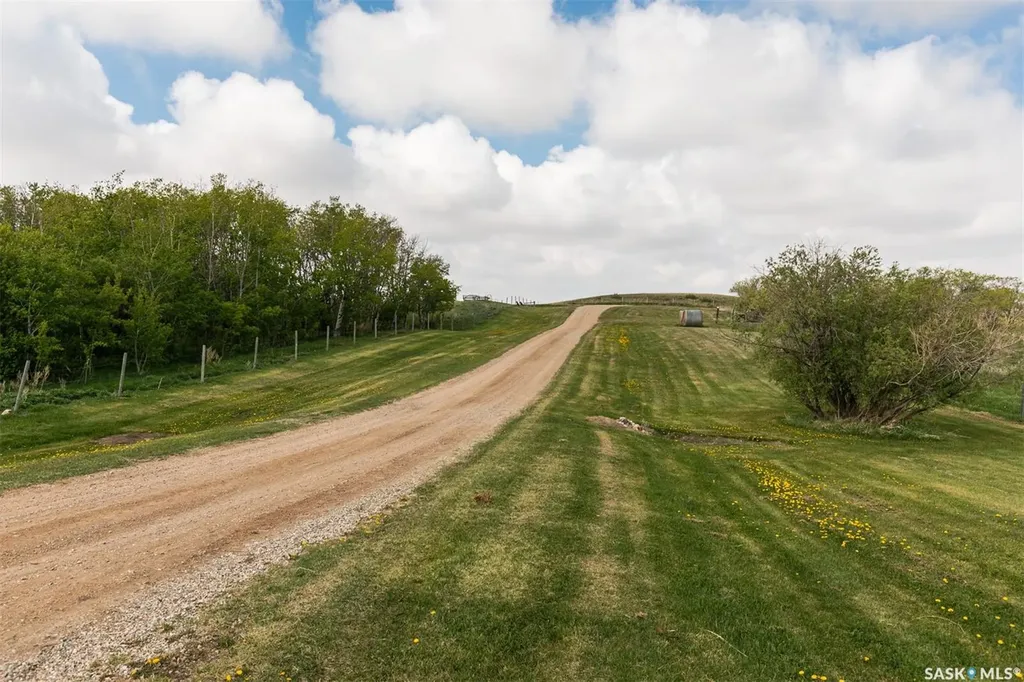 Rural Address Eye Hill Rm No. 382 SK S0L 2C0