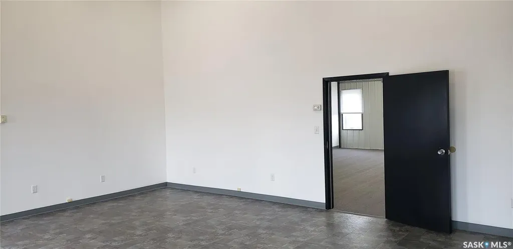 1009 6th Street Estevan SK S4A 1A5