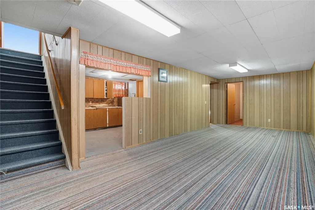 244 5th Avenue E Gravelbourg SK S0H 1X0