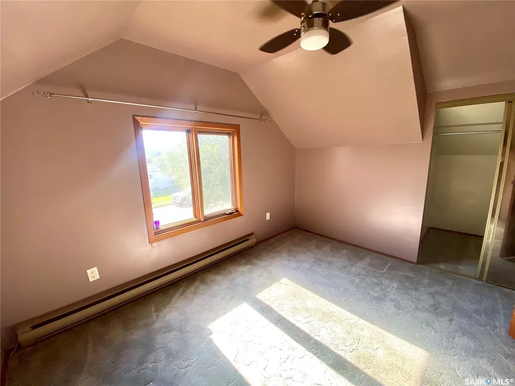 505 2nd Street Estevan SK S4A 0K6