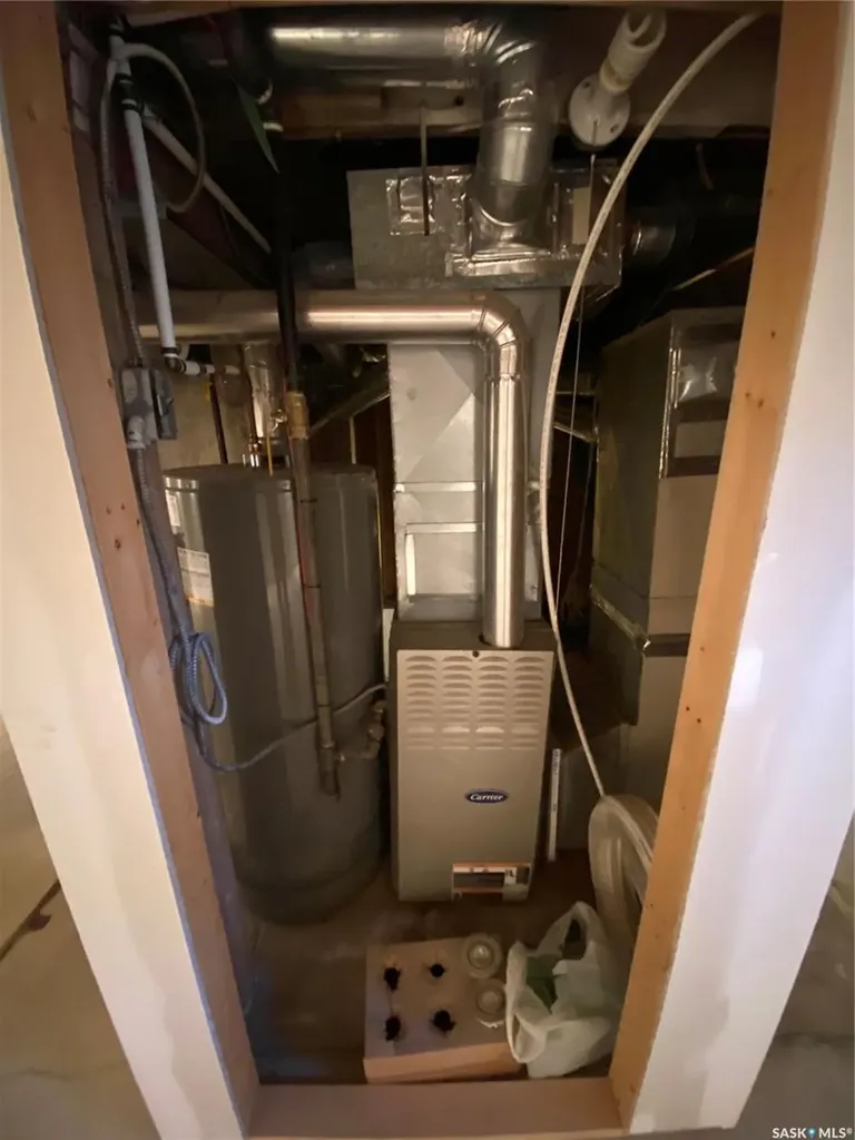 505 2nd Street Estevan SK S4A 0K6