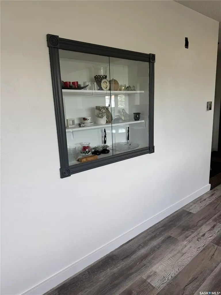 203 Macdonald Street Stockholm SK S0A 3Y0