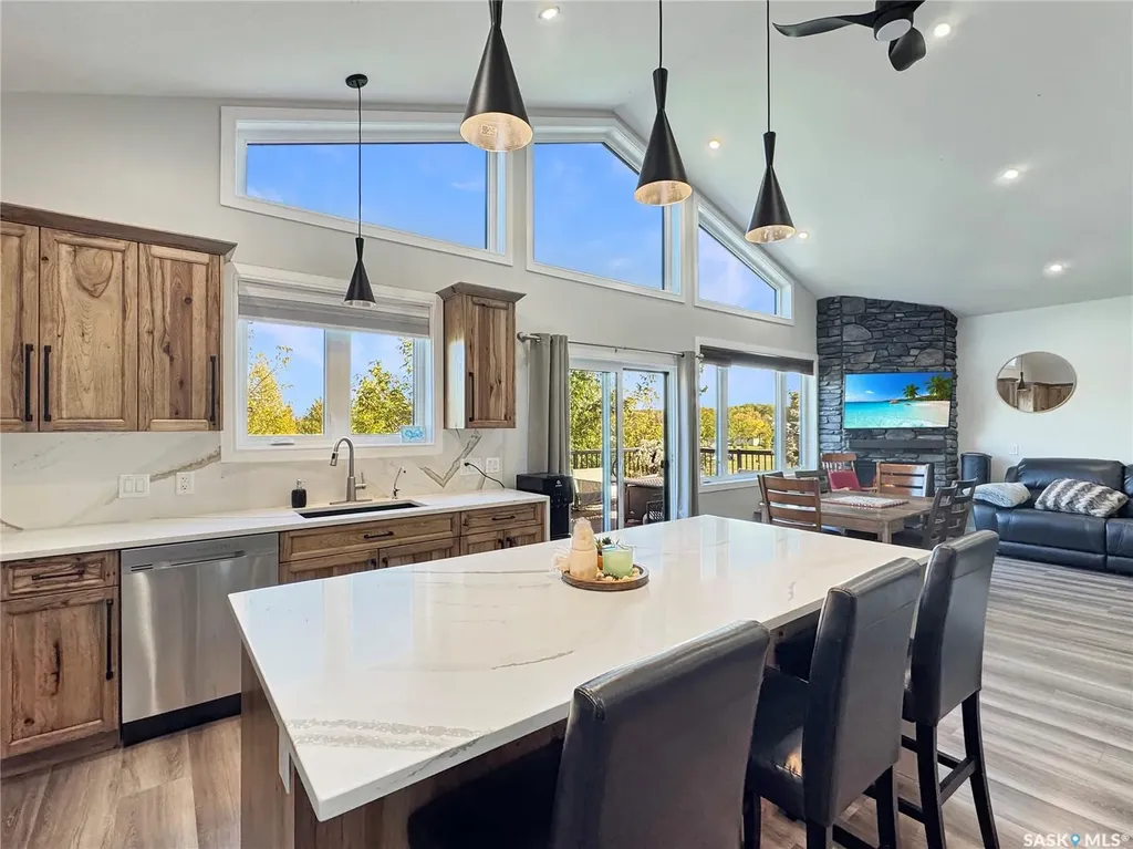 403-404 Park Place Iroquois Lake SK S0J 2G0