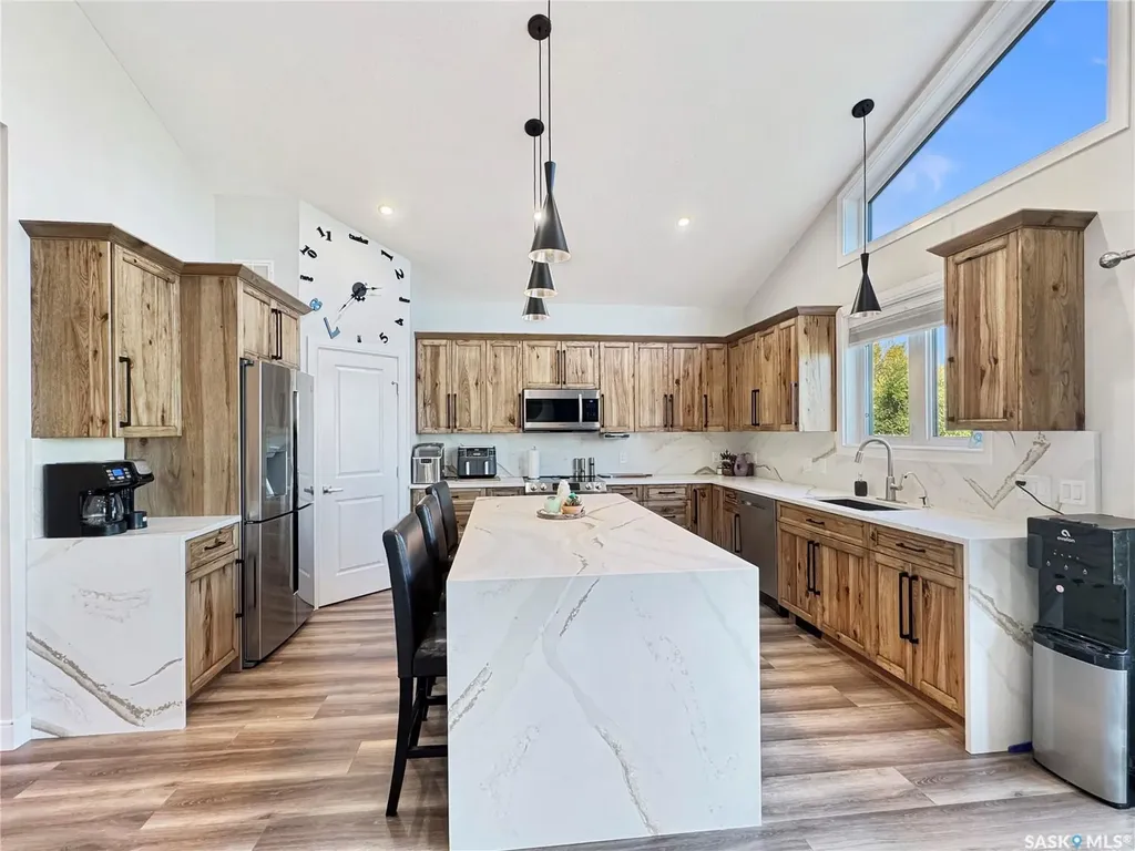 403-404 Park Place Iroquois Lake SK S0J 2G0