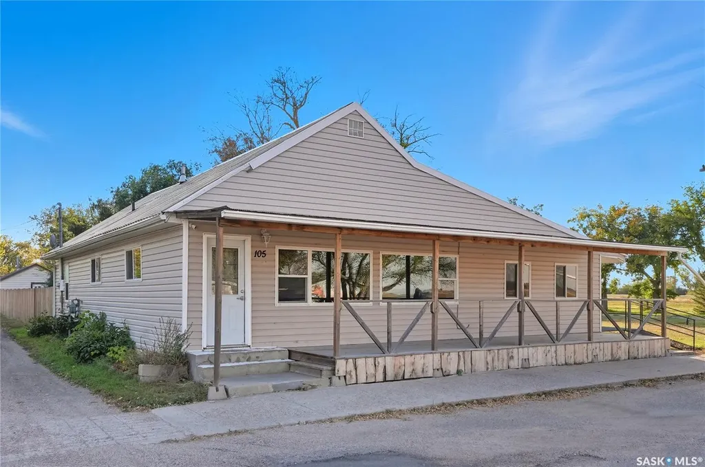105 Main Street Harris SK S0L 1K0