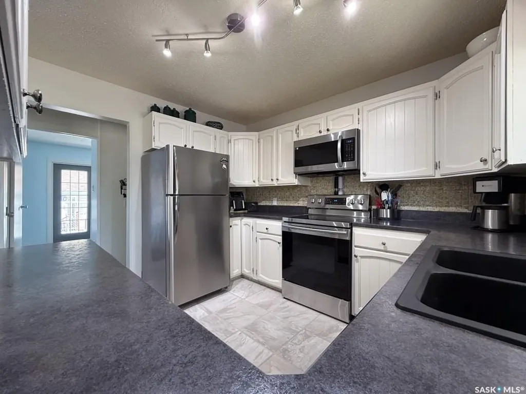 568 Poplar Crescent Shaunavon SK S0N 2M0