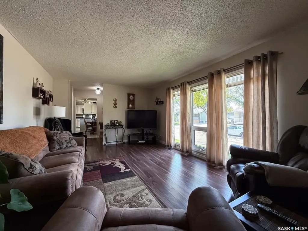 568 Poplar Crescent Shaunavon SK S0N 2M0