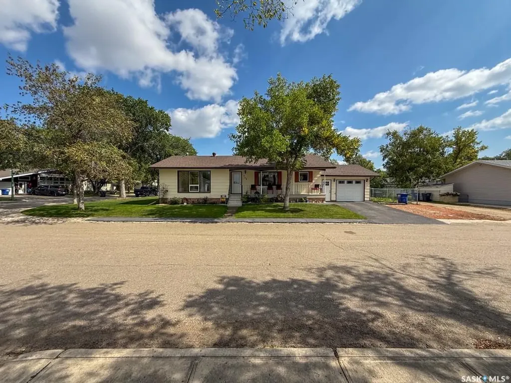 568 Poplar Crescent Shaunavon SK S0N 2M0