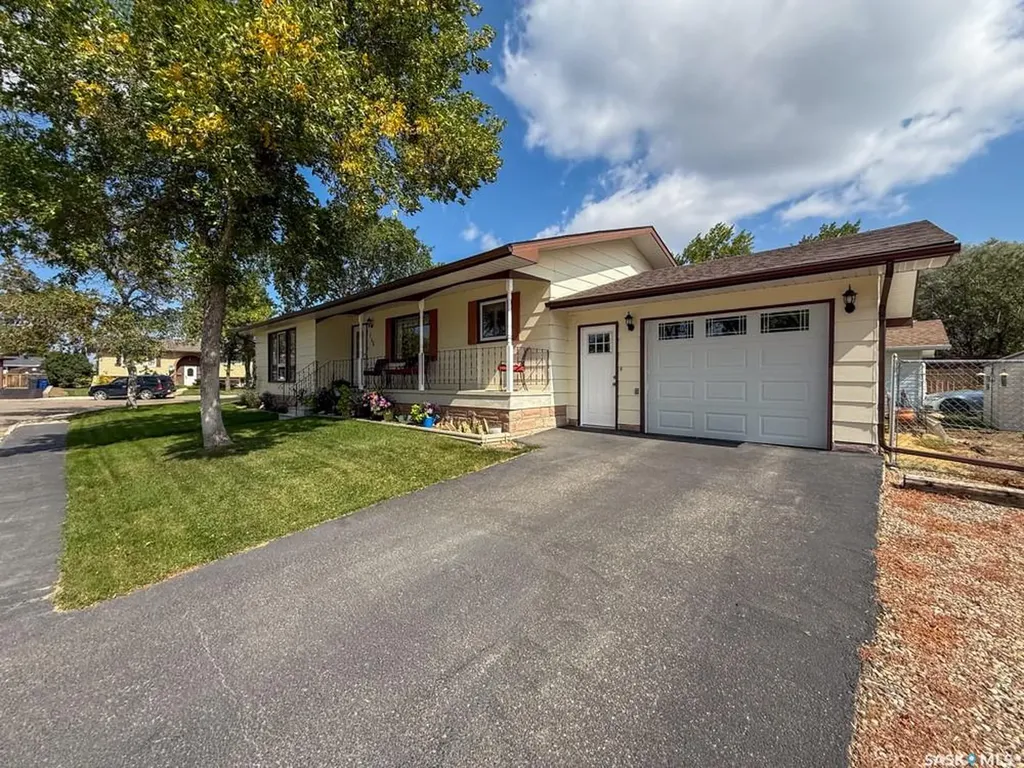 568 Poplar Crescent Shaunavon SK S0N 2M0