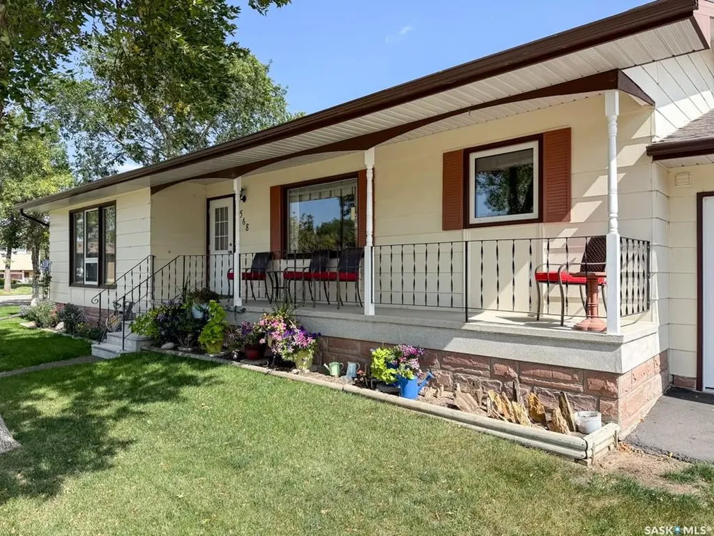 568 Poplar Crescent Shaunavon SK S0N 2M0