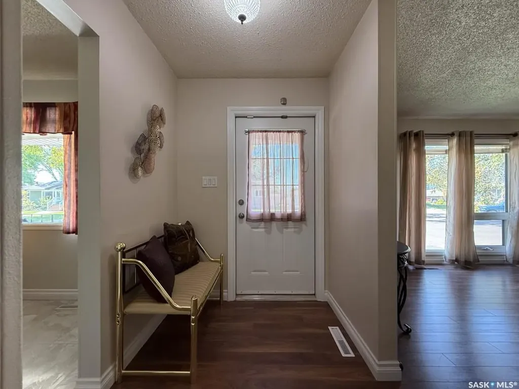 568 Poplar Crescent Shaunavon SK S0N 2M0