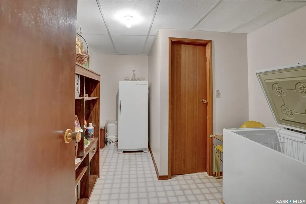 524 6th Avenue E Assiniboia SK S0H 0B0